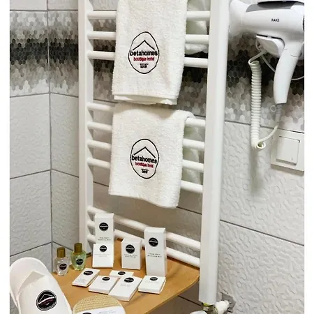 Beta Homes Boutique Szálloda Buca